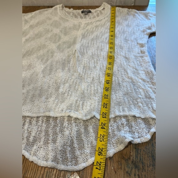 🤍📍Neiman Marcus Cream Textured Knit Tee – Size XS - Picture 4 of 12